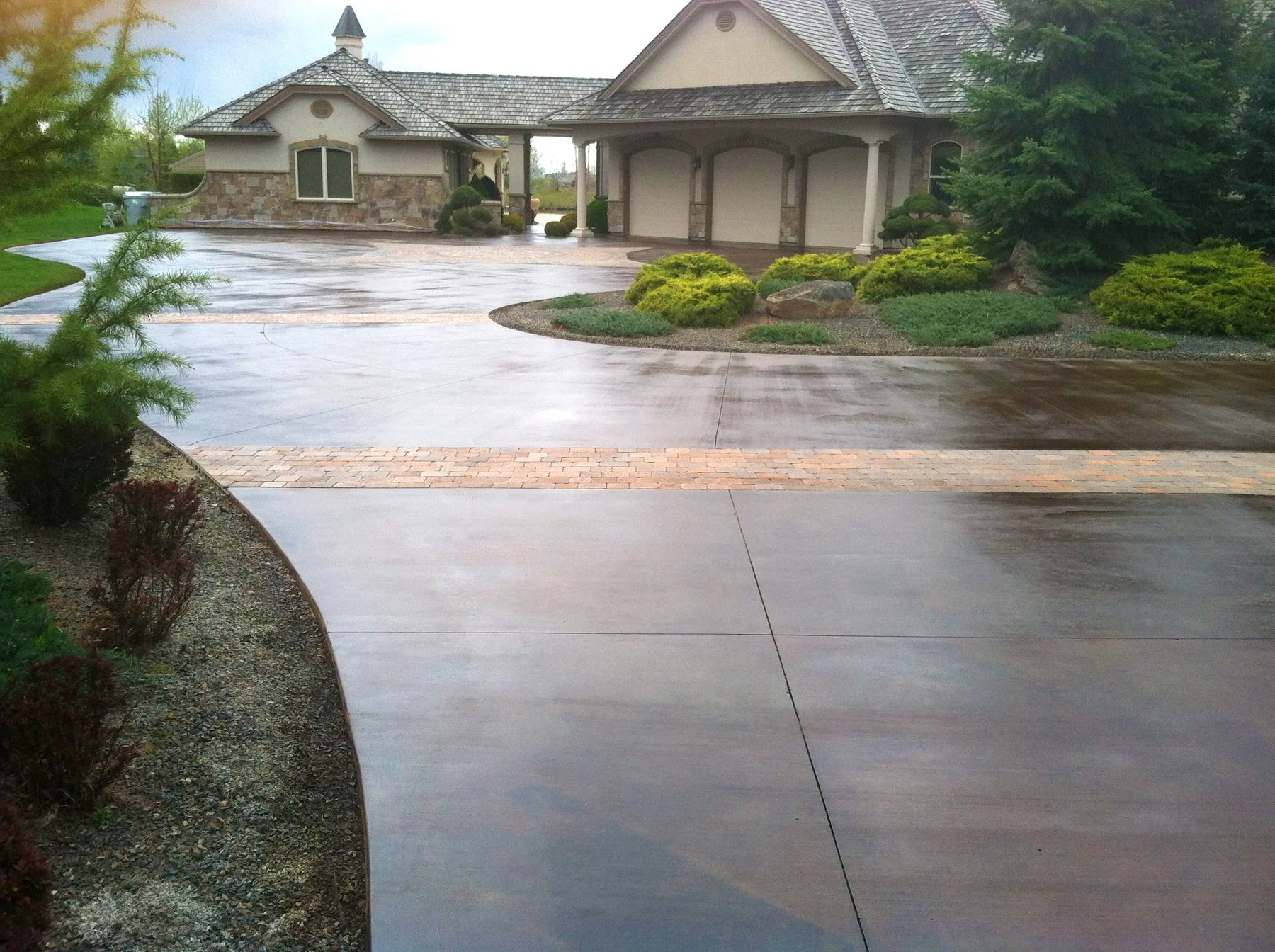 Concrete Acid Stain - Concrete Coatings VIVID Concrete Coatings Inc